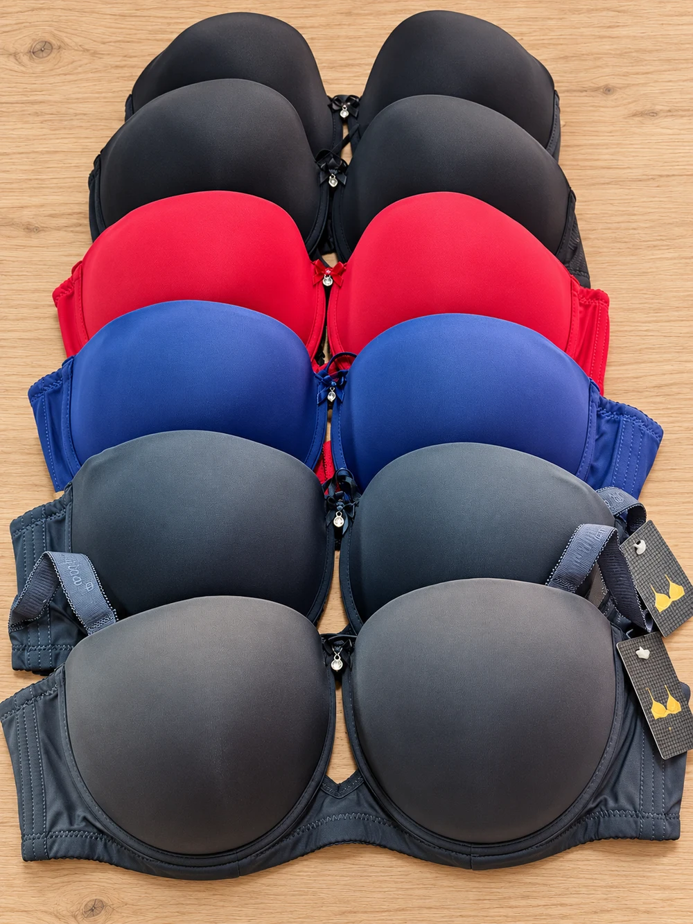 Smooth Cup Bra colour selection